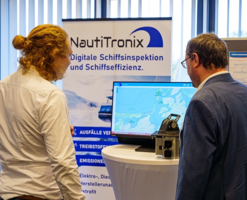 Mariko Leer - Digitale Assistenzsysteme - Minister Tonne